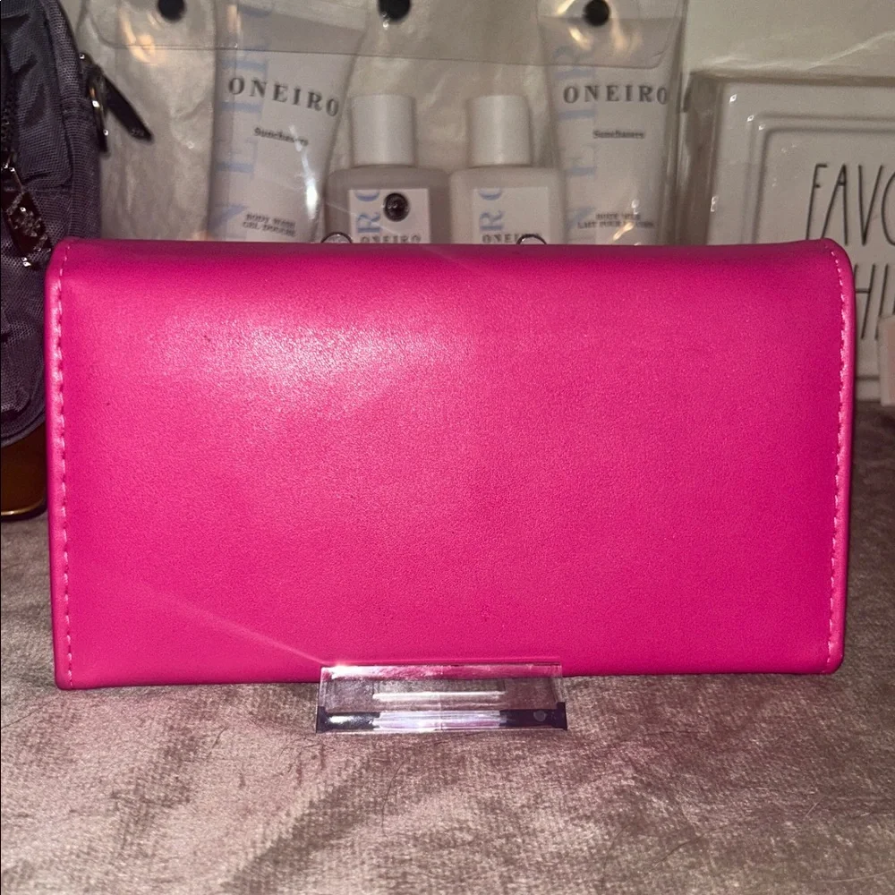 Pink Wallet with Bow Accent‎